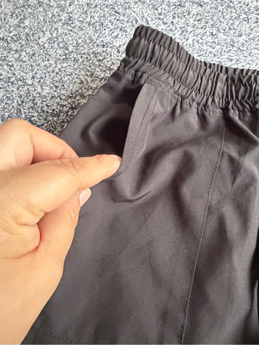 Women's Black Drawstring Cargo Crop Pants - Picture 8 of 12
